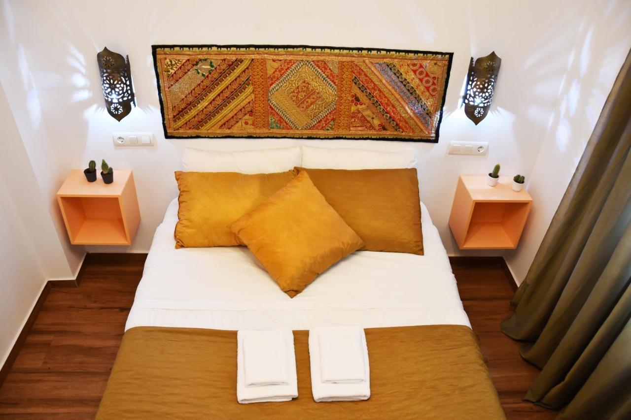 Puerta Real Apartamentos Sevilla Kültér fotó
